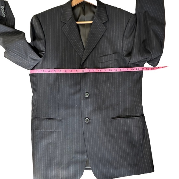 Loro Piana Wool by Ovvio Men's  3 Button Pinstripe Blazer Size: 42 - Picture 10 of 15